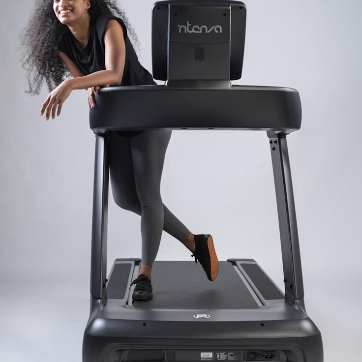 Wellness-focused fitness space with calm atmosphere